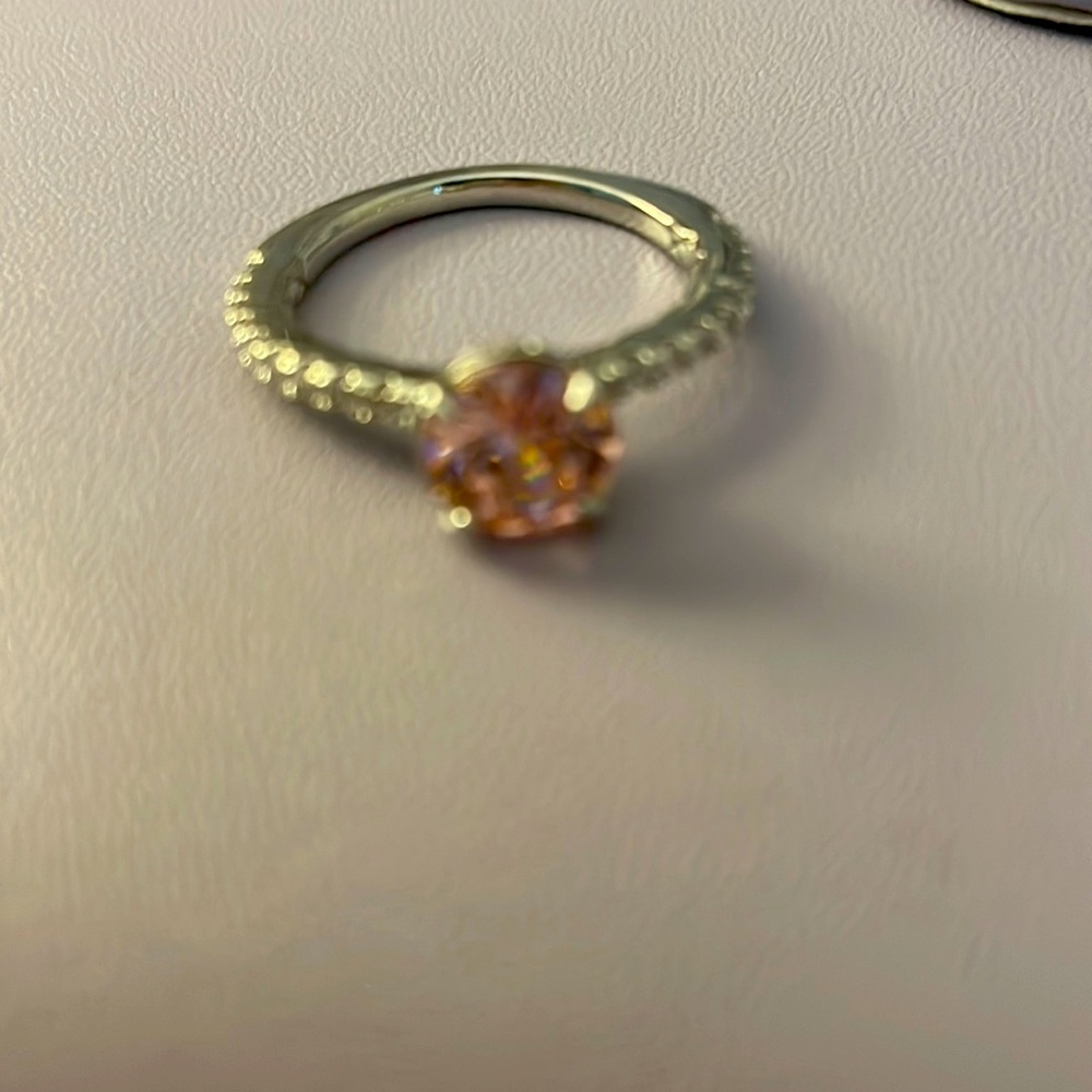 This ring with come with a bath bomb